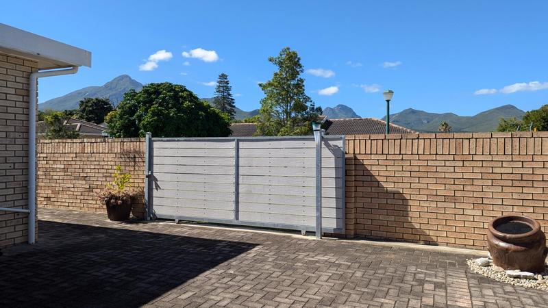 3 Bedroom Property for Sale in Denver Park Western Cape